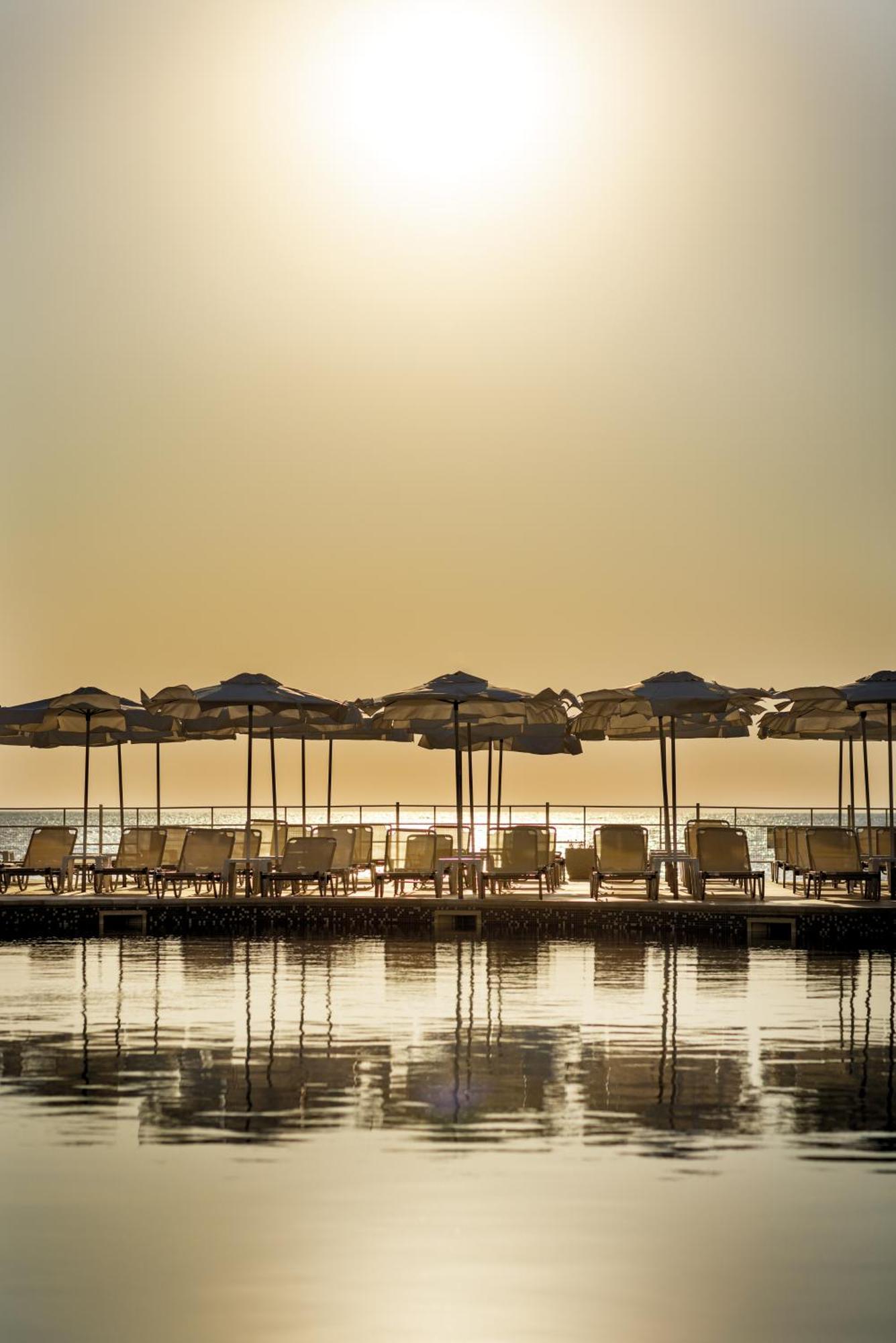 Aluasun Helios Beach Обзор Экстерьер фото